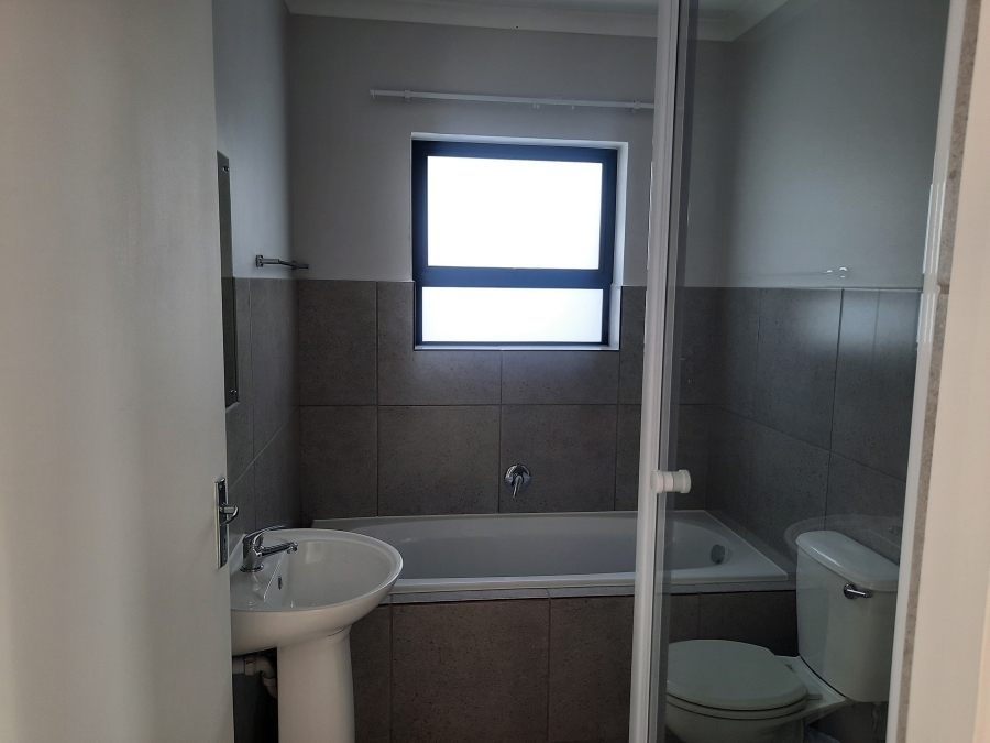 To Let 2 Bedroom Property for Rent in Stellendale Western Cape